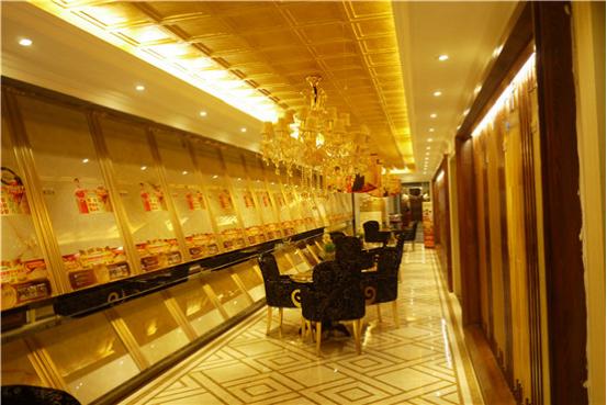 六月,在青海西宁萨米特陶瓷 转角一场美丽邂逅