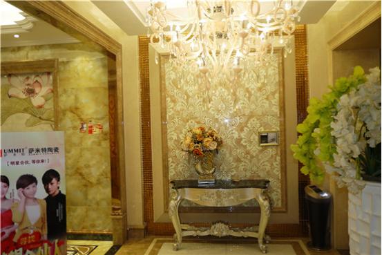 六月,在青海西宁萨米特陶瓷 转角一场美丽邂逅